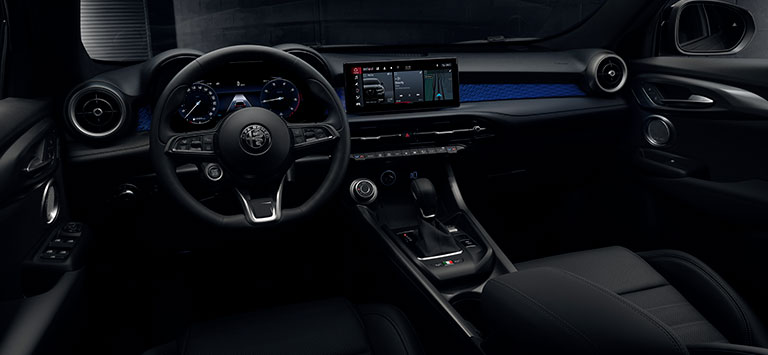 Alfa romeo gallery interior 4